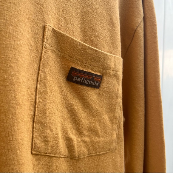 Patagonia Men's Long-Sleeved Work Pocket T-Shirt - Picture 5 of 6